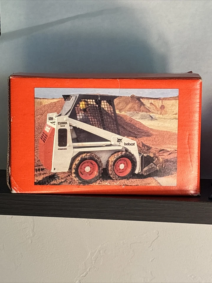 Vintage NOS GAMA Clark 741 Bobcat Skid steer Loader 9420 1/19 West Germany BOX - Image 2 of 4