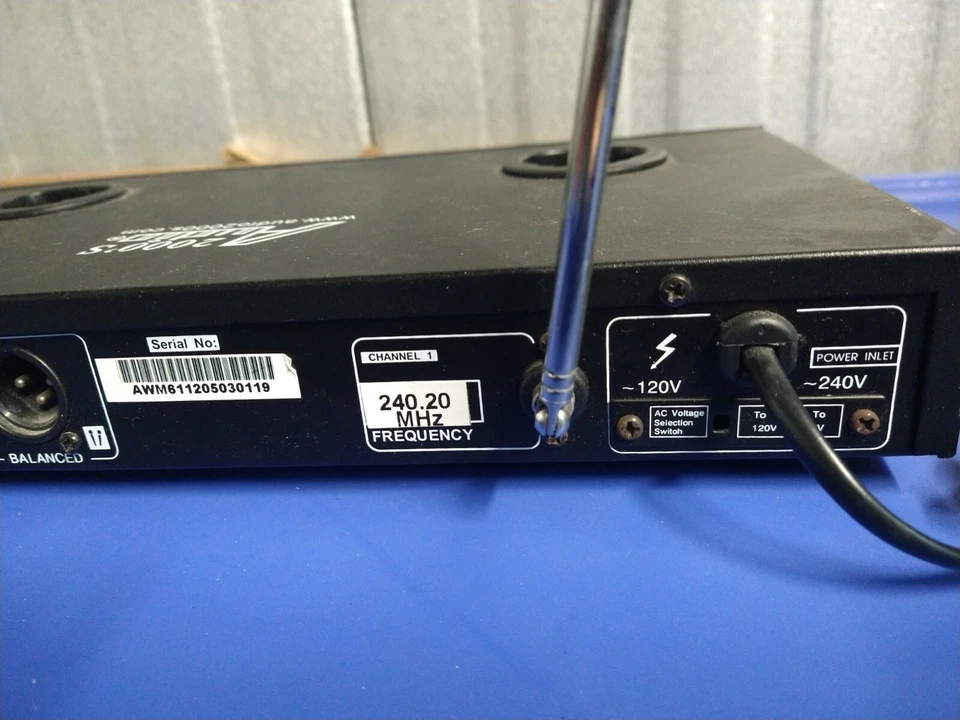 Audio2000S AWR6112 Profressional Wireless Microphone Charging System/Receiver - Image 3 of 4