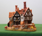 Lilliput Lane - Ship Inn - Mint in its original box with a deed.