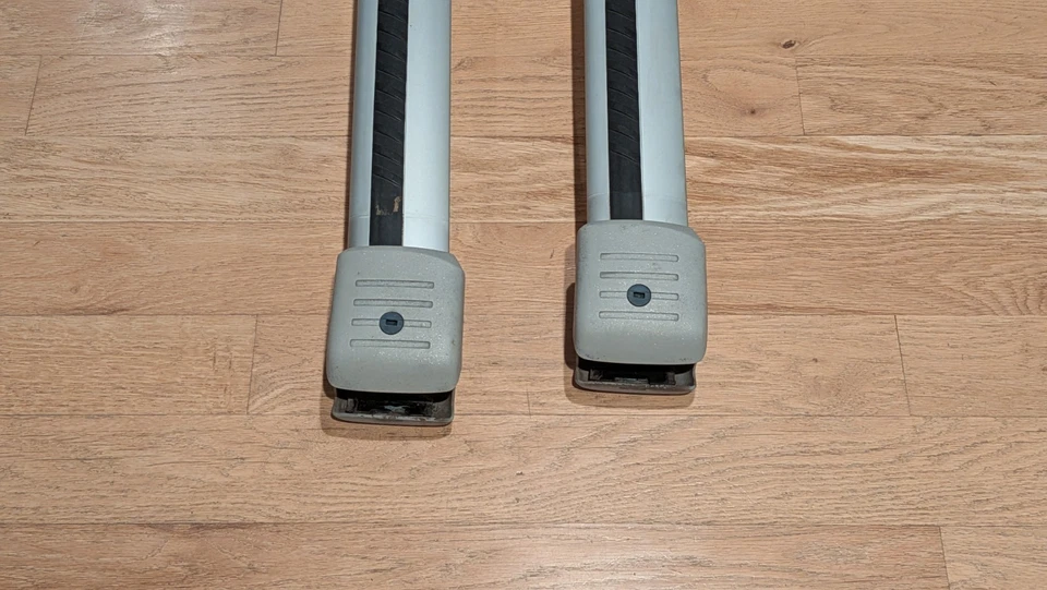 VOLVO 2003-2014 Volvo XC90 fábrica OEM plateado barras de carga perfil de ala Foto 3 de 4