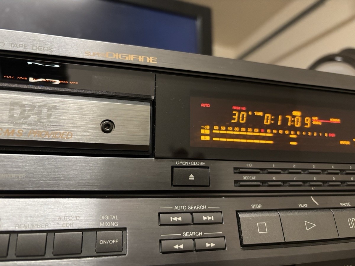 JVC XD-Z1010 DAT Recorder Reference Top of the Line, Fully