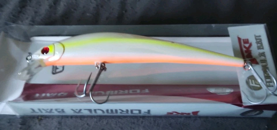 TAKE Wobbler Jerkbait Crankbait Hecht Zander Barsch Forelle 15cm 29gr.