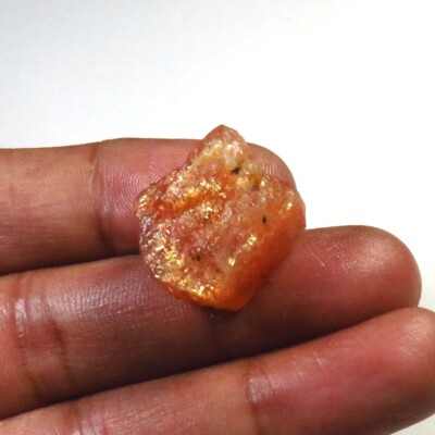Rainbow Sunstone Roher Edelstein 18x17x9mm Orange Natur 22 Cts SR-444