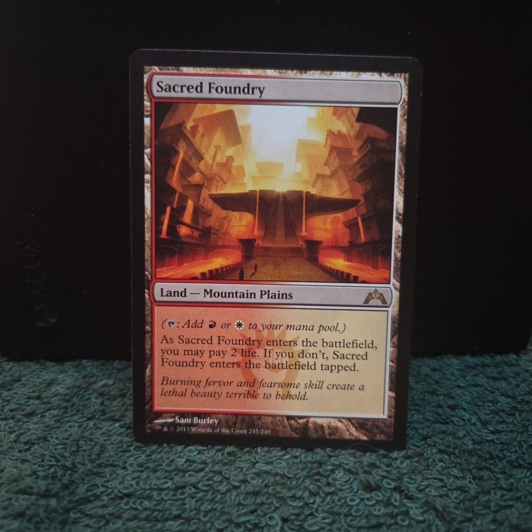 Sacred Foundry - Gatecrash - Near Mint - MTG