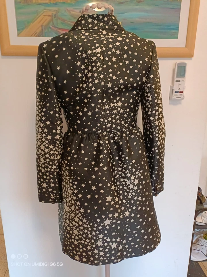 Gabardina roja Valentino para mujer con estampado de estrellas IT 40 US 4 negra marfil chaqueta larga Foto 3 de 4