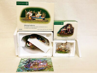 NEW 2 Pc's Dept 56 NE GATHERING CRANBERRIES 56644 PITCHING HORSESHOES 57107