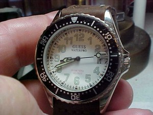guess diver watch