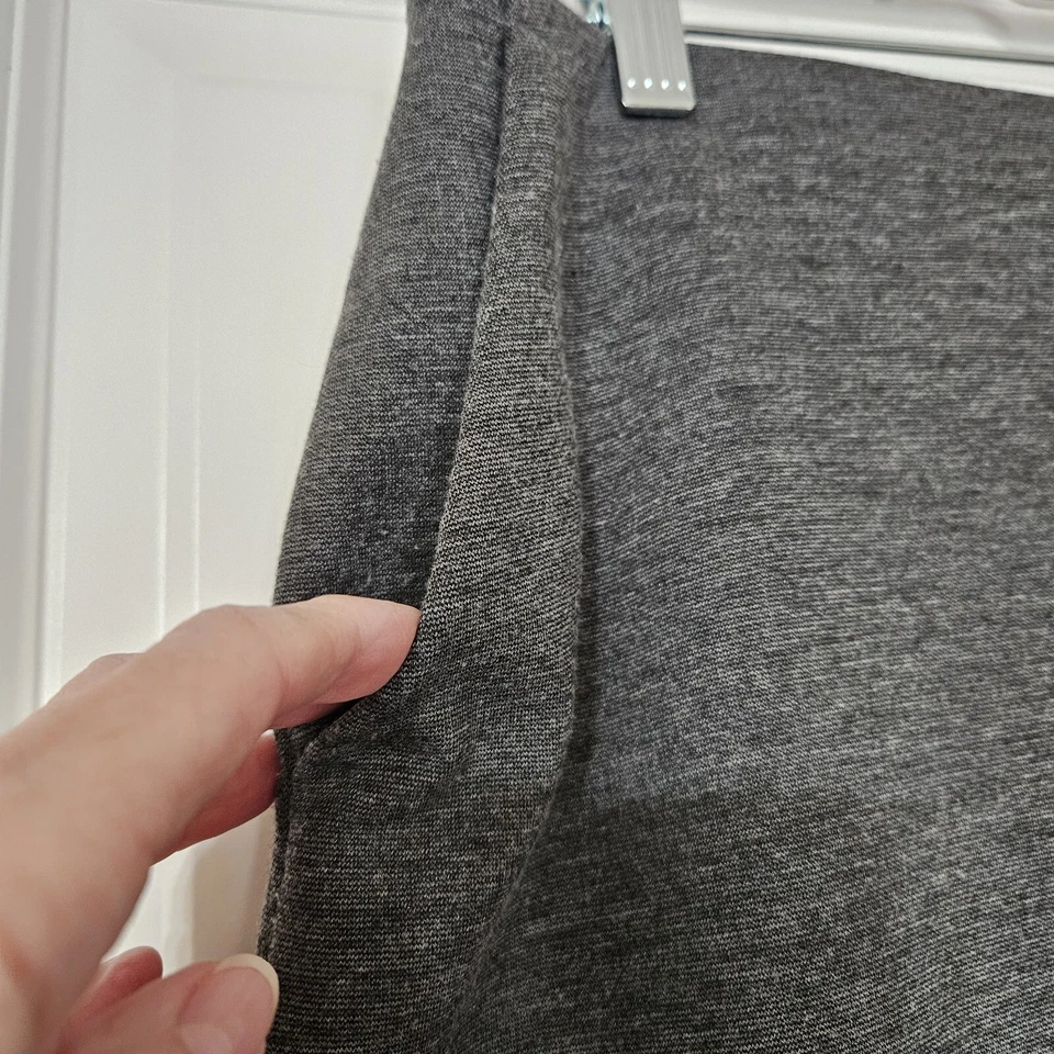 Kenneth Cole Gray Knit Skirt With Pockets Size 8 - Image 3 of 4