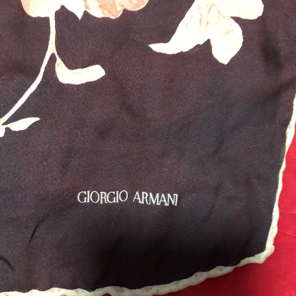 GIORGIO ARMANI chiffon de seda 156x64cm padrão floral marca de acessórios de moda - Imagem 2 de 4