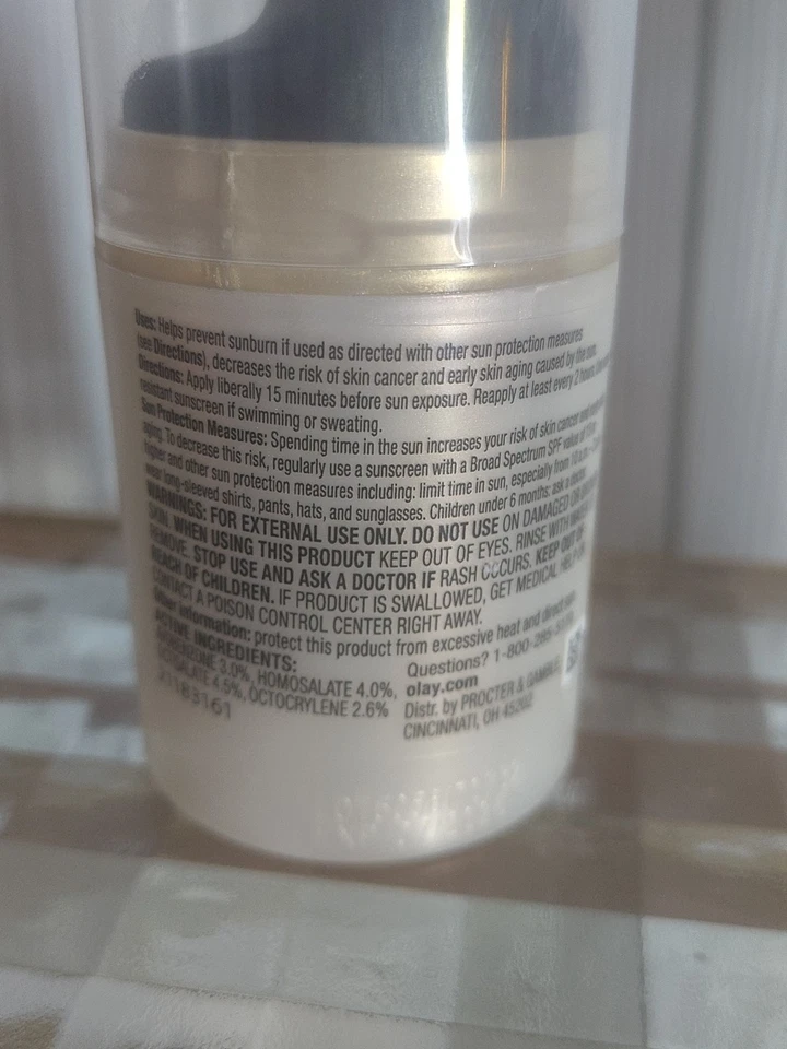 Olay Total Effects 7 In One Moisturizer with Sunscreen SPF 30 1.7oz - Image 2 of 3