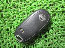 Moco DBAMG33S Keyless Remote 285E34A00L Replaces 285E3-4A00G Used OOC