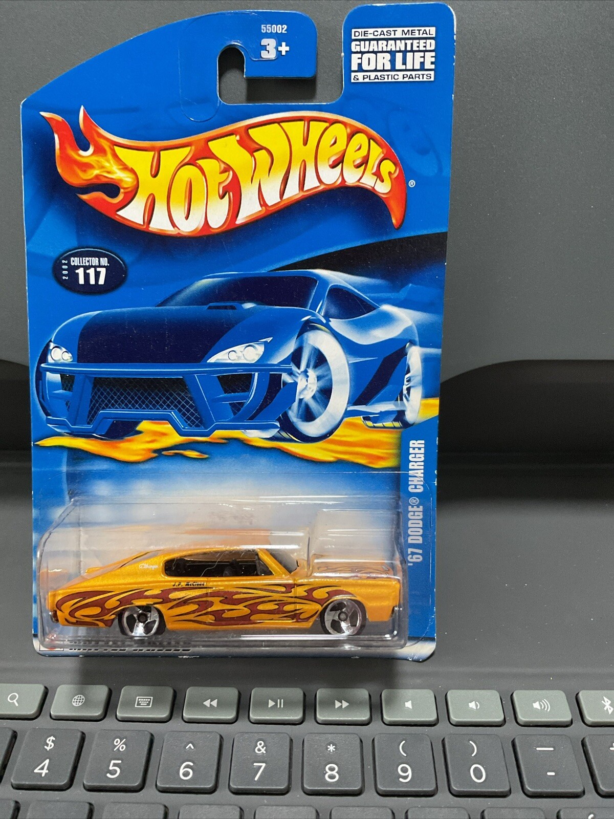 2001 Hot Wheels '95 Camaro Convertible Pace Car Yellow w/Gold 3 Spoke