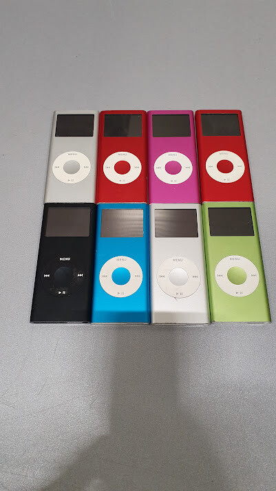 Apple iPod Nano 2nd Generation A1199 For Parts/Spare/Repair Not