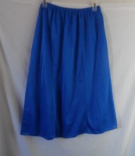-BLUE HALF SLIP NYLON SCALLOPED FLARE HEM NEW VENTURA SIZE SMALL