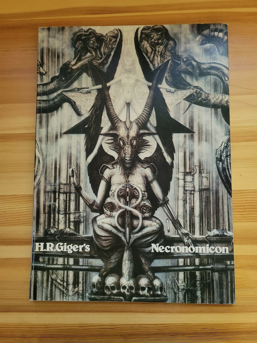 洋書 J.R. Giger's Necronomicon 2 Edition C 洋書 J.R. Giger's Necronomicon 2 Edition C H.R. Giger's