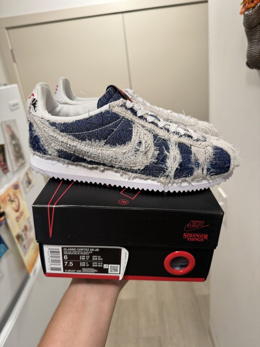 Size 6 - Nike Stranger Things x Classic Cortez QS Upside Size 6 - Nike Stranger Things x Classic Cortez QS Upside