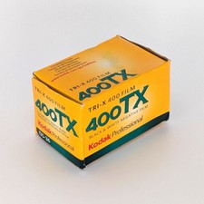 Kodak 35mm Tri-X 400 Film 400TX 135-36 - B  W NEGATIVE FILM Exp. 04/15  A9 