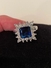 Gorgeous Sterling Silver .925 CZ Band Engagement Ring 9mm Blue Sapphire Square