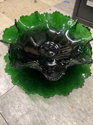Beautiful emerald green large bowl with matching display dish