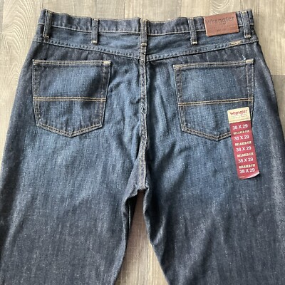 NWOT Wrangler Relaxed Fit Straight Leg Jeans Mens 38x29 Dark