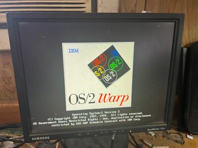 RARE Vintage IBM Personal Computer 350 - P90 OS/2 Warp PC - BOOTS