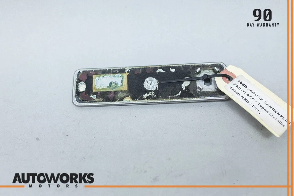 98-03 捷豹 XJ8 X308 后背后备箱靴徽章标志原始设备制造商 — 第 3/4 张图片