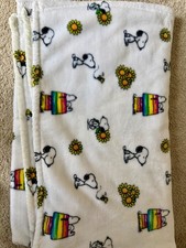 BERKSHIRE PEANUTS SNOOPY COLORFUL PLUSH RAINBOW  DAISEY'S THROW BLANKET