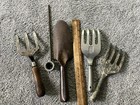 4 Vintage Garden Hand Tools Claw Cultivators Vintage Trowel Lawn Sprinkler — photo 3