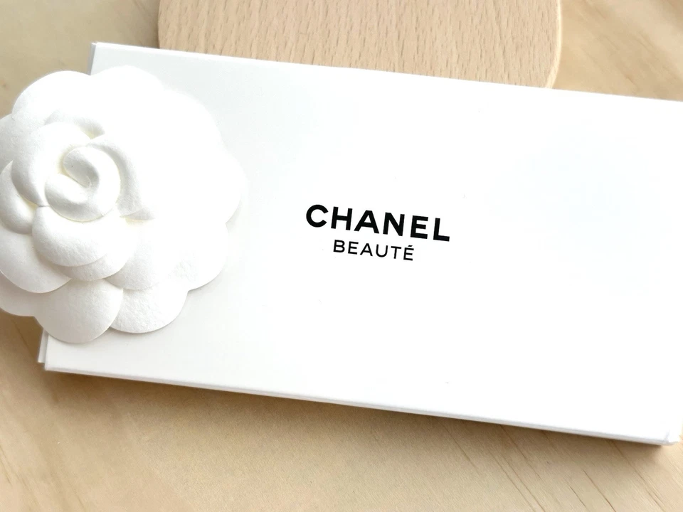Chanel Beaute Hair Clip Hair Pin Hair Accessory Black/White/Red 6 Boxed Sets - Image 3 of 3