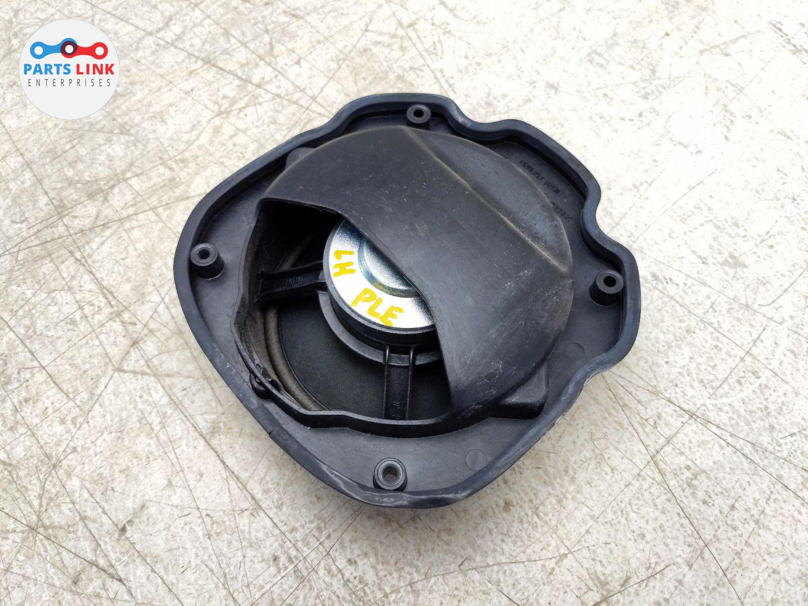 2008-2014 FERRARI CALIFORNIA DOOR SPEAKER AUDIO SOUND WOOFER MOUNT ASSEMBLY F149