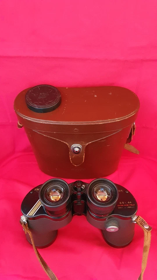 Swift Audubon Gold 8.5x44 Extra Wide Japan Binoculars - Image 3 of 4