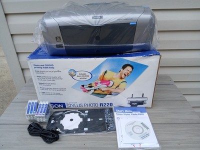 Epson Stylus Photo R220 Inkjet Printer Photo and CD/DVD Printing (NEW OPEN BOX!)