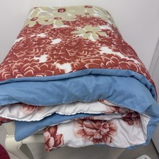 Twin Size Floral Quilted Lightweight Comforter Bedspread Blanket