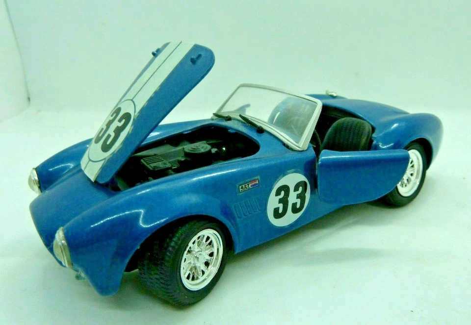 PRE-OWNED-REVELL 427 COBRA DIECAST MODEL CAR BLUE - Image 2 of 3