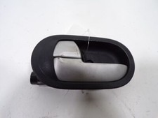 Porte avant et accessoires Mitsubishi COLT