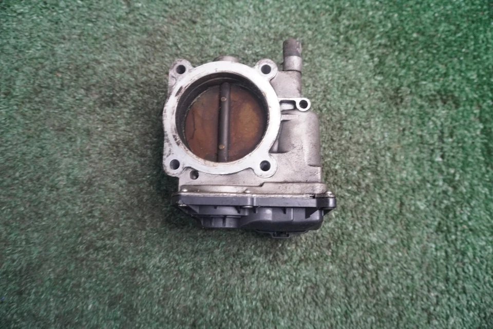 Nissan Titan 2007 2008 2009 5,6 L carrocería del acelerador OEM 161197S000 Foto 2 de 4