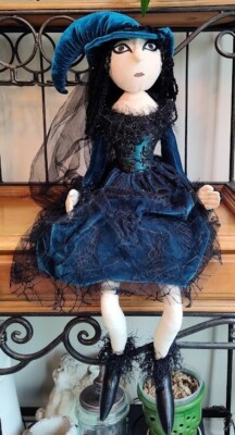 Home Goods Hallows Eve Shelf Sitter Witch Halloween Display Figure - NOS w/Tags!