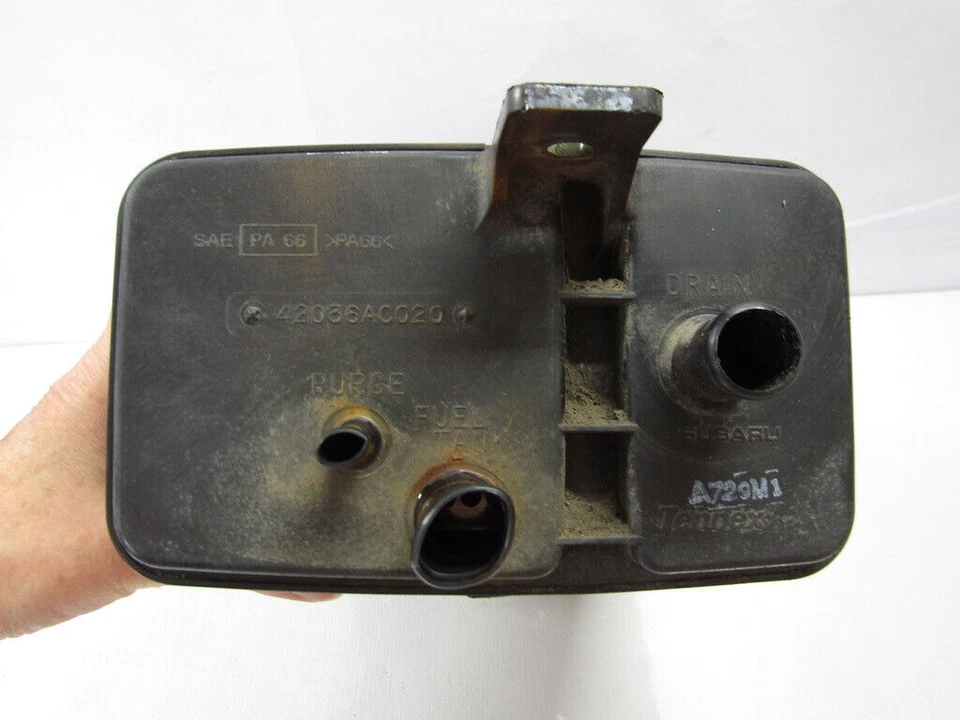 Contenedor de emisiones de bote de vapor combustible carbón Subaru Outback 2000-2004 OEM Foto 2 de 4