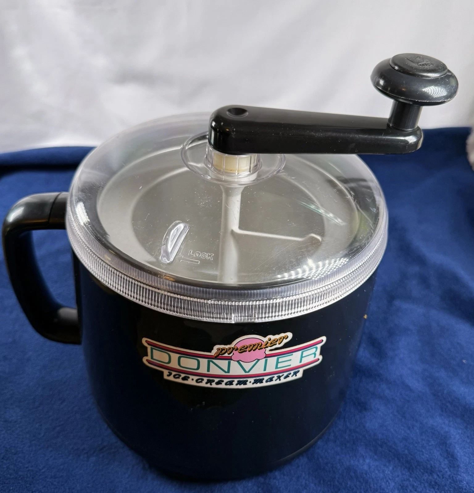 Donvier Premier Ice Cream Maker Machine Black 1-Quart Frozen Dessert, read desc.