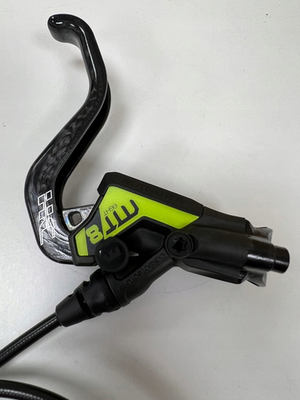 Magura MT8 SL HC Disc Brake Set a Carbon Levers, 2-Piston, 950 mm
