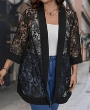 Woman’s Lace Jacket New X-Large