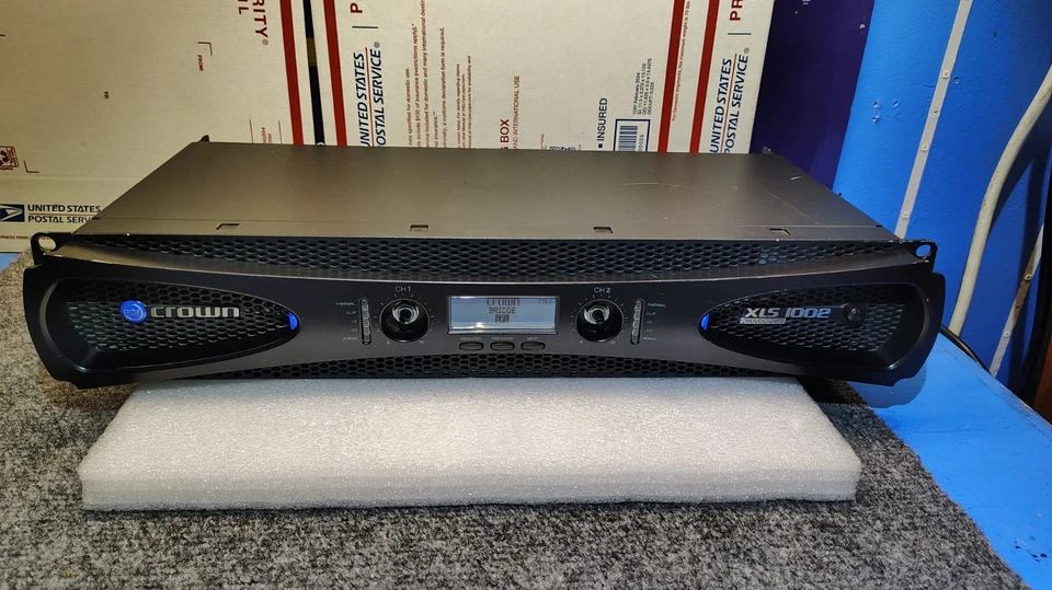 Amplificador de Potencia Estéreo Crown XLS 1002 Drive Core Dos Canales - Lote de Dos Foto 3 de 4