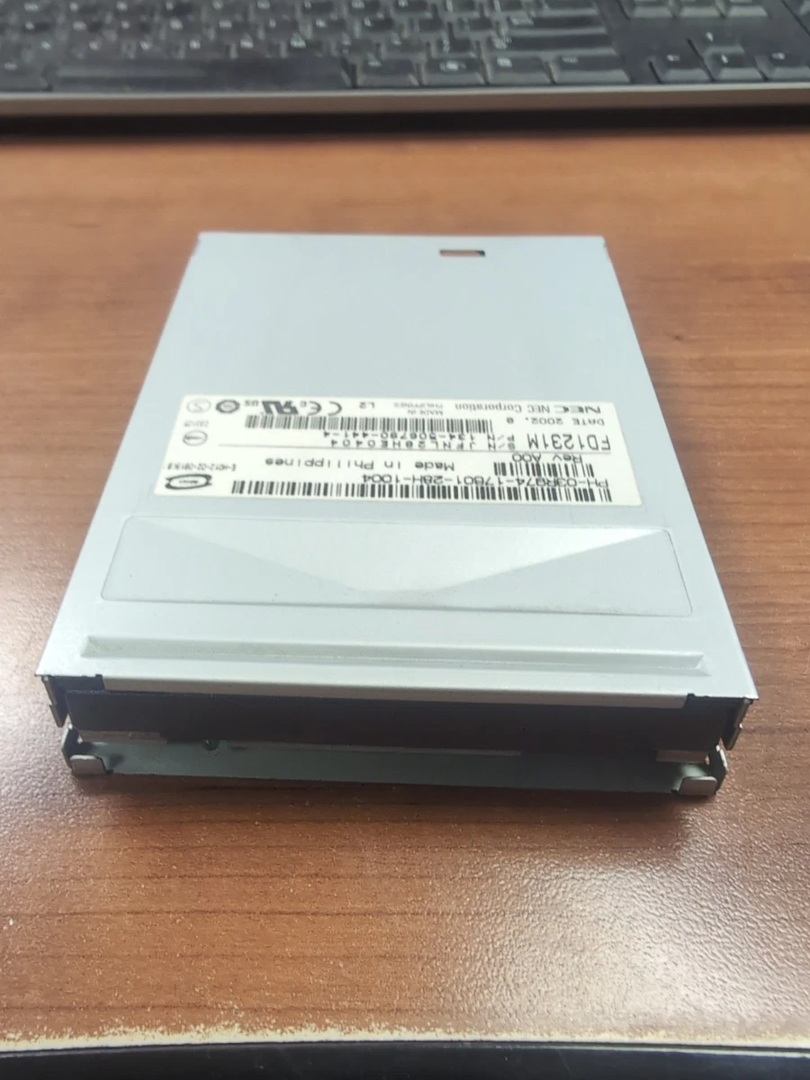 【ほぼ新品】NEC PC-V1T46EZGM ほぼ新品】NEC PC-V1T46EZGM（定価より約80,000円お得） - メルカリ