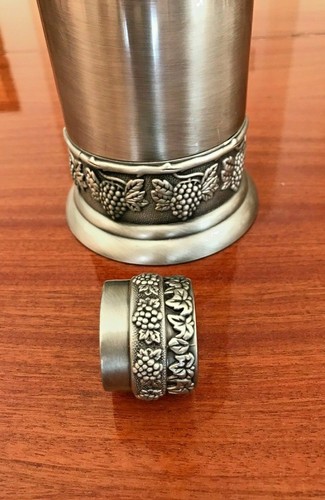 PEWTER GRAPES AND GRAPE LEAVES DESIGN WINE BOTTLE CADDY/HOLDER. - Picture 5 of 11