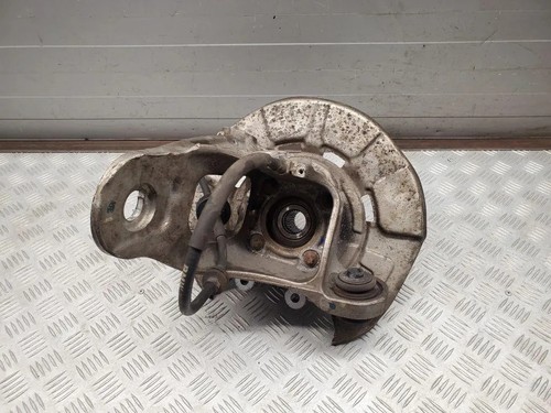 BMW X5 F15, F85 Radnabenspindel hinten links 6770983 3.00 Petrol 225kw 33444163