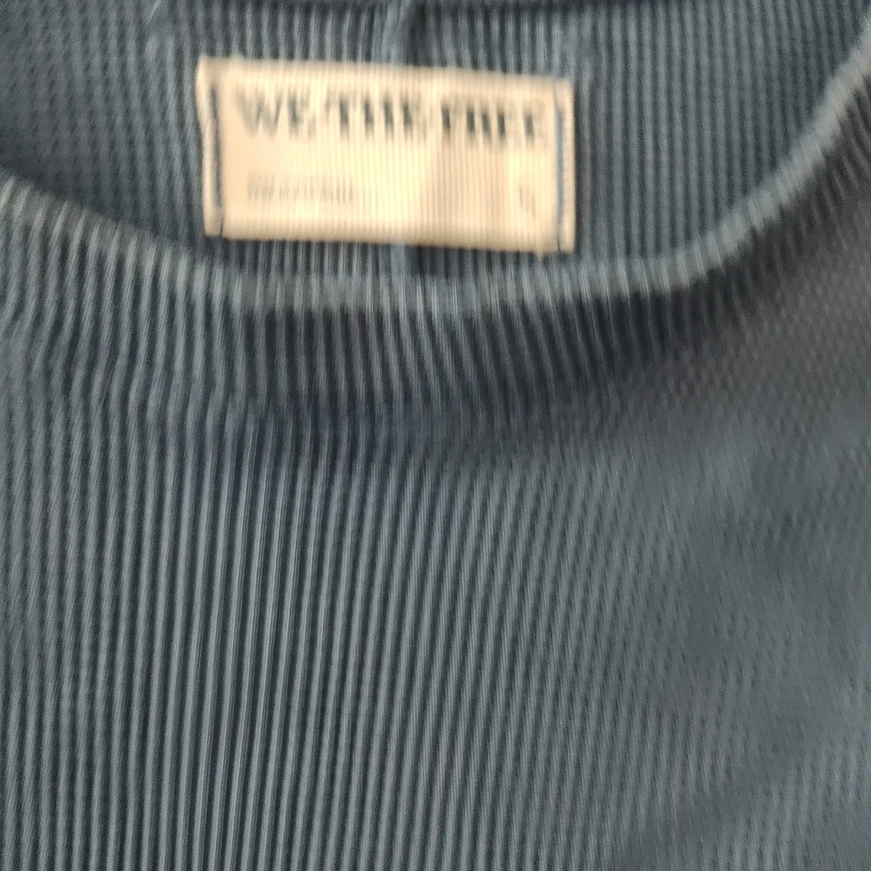 Nuevo con etiquetas Top Térmico Free People Pequeño Azul Manga Larga Volantes Dobladillo VER medidas Foto 4 de 4