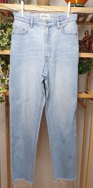 Lee Riders Size 9 Hi-MOM Light Blue Denim High Rise Straight, Flat Front Jeans