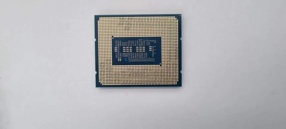 Intel Core i7-12700  2,1 GHz 25 MB Cache Socket LGA 1700 NO POST FAULTY - Imagen 4 de 4