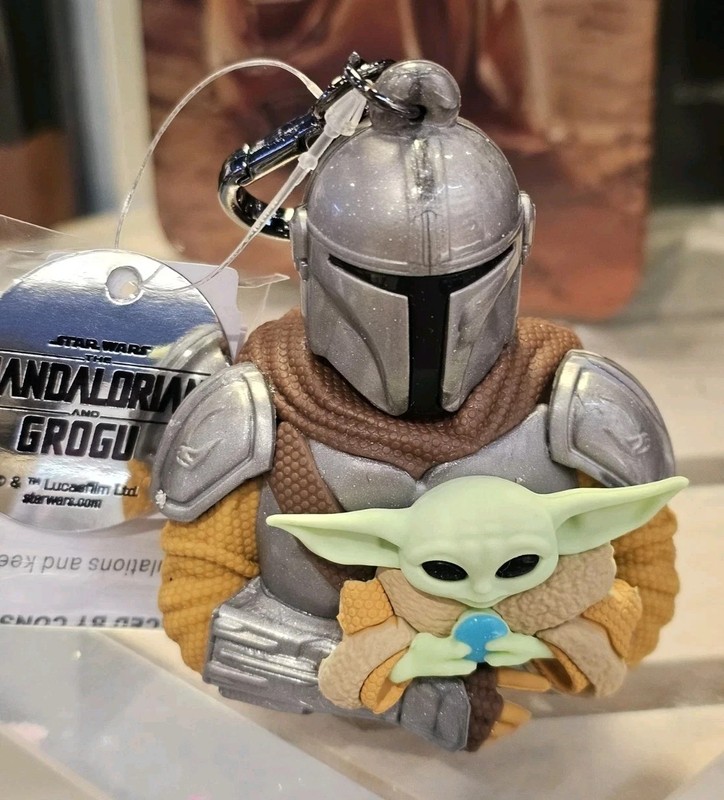 Bath & Body Works Star Wars GROGU & THE MANDALORIAN Pocketbac Holder w sound New