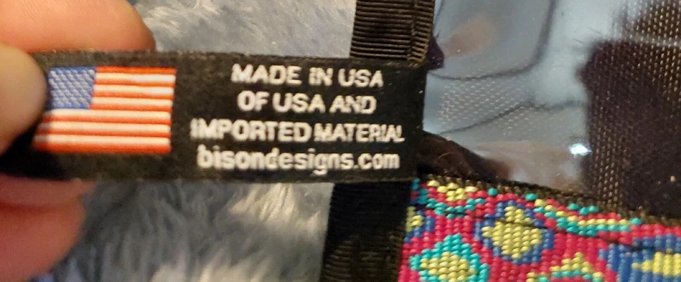 Cordón de identificación negro Bison Designs hecho en EE. UU. 5,5" X 5,5" Foto 3 de 4